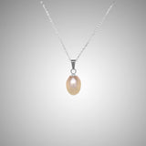Cream Pearl Pendant
