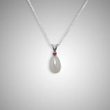 Pearl Pendant With Garnet