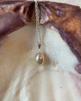 Cream Pearl Pendant