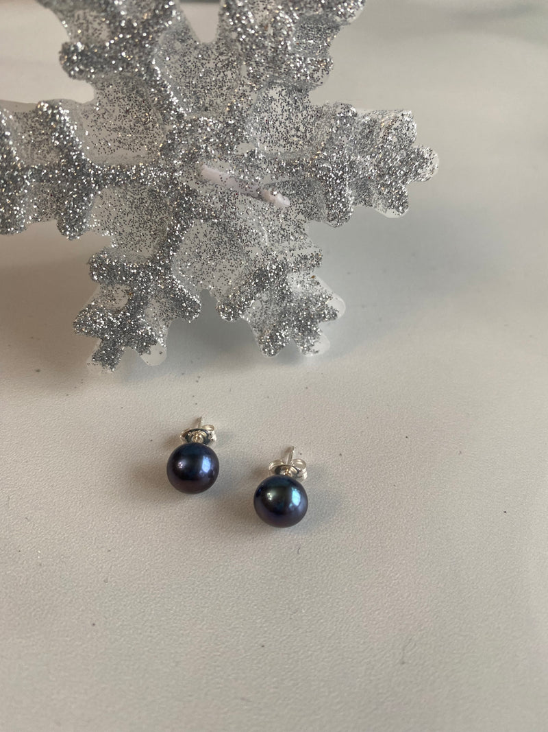 Peacock Pearl Stud Earrings